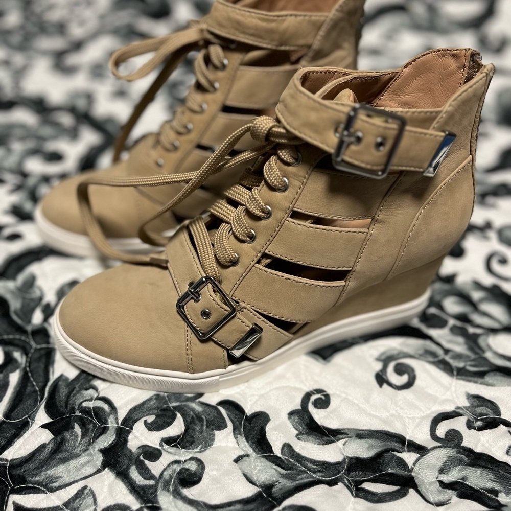 Lace Up Wedge